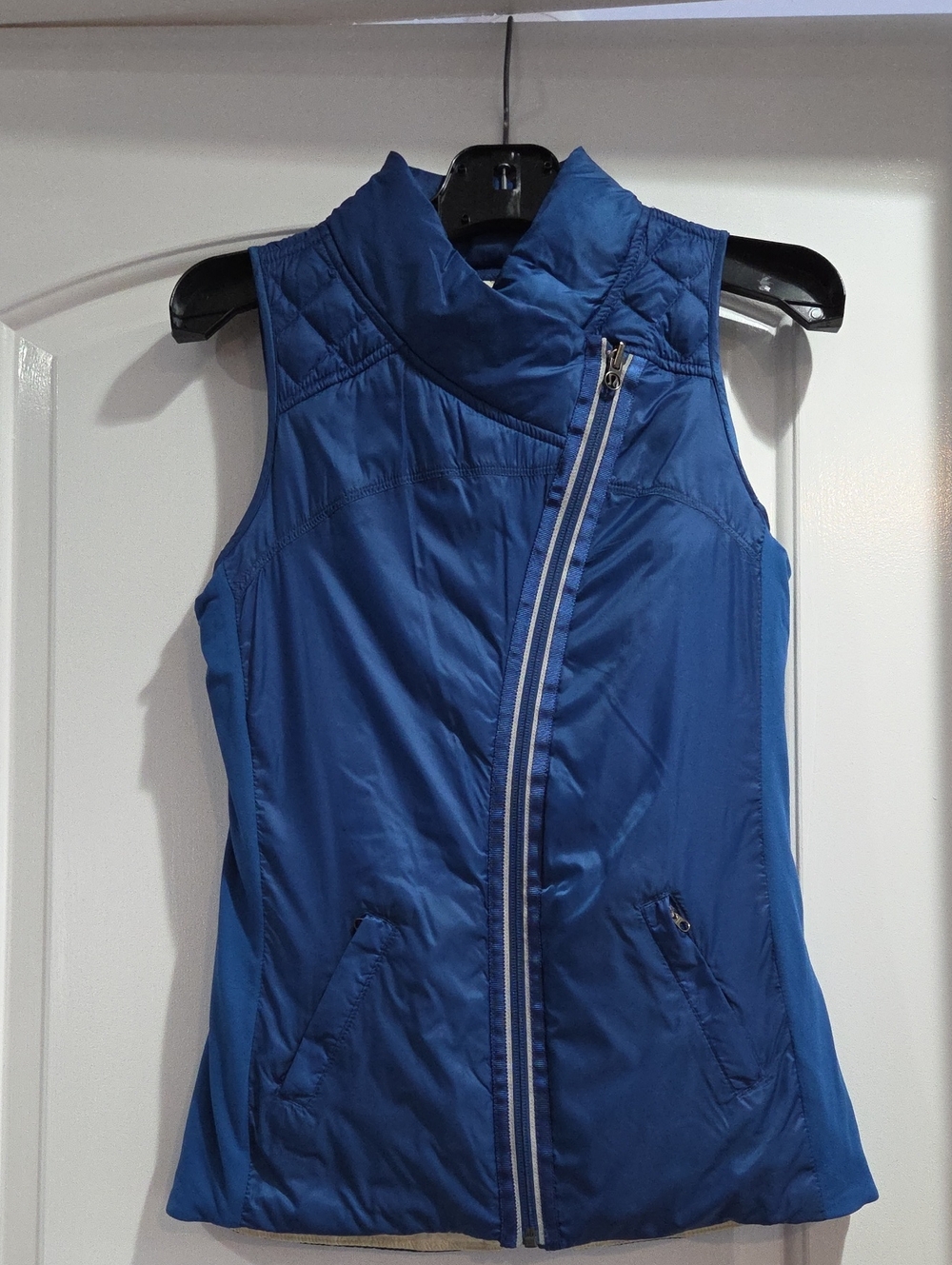Lululemon Blue What The Fluff Reverible Quilted Asymmetric Zip Vest Size 4